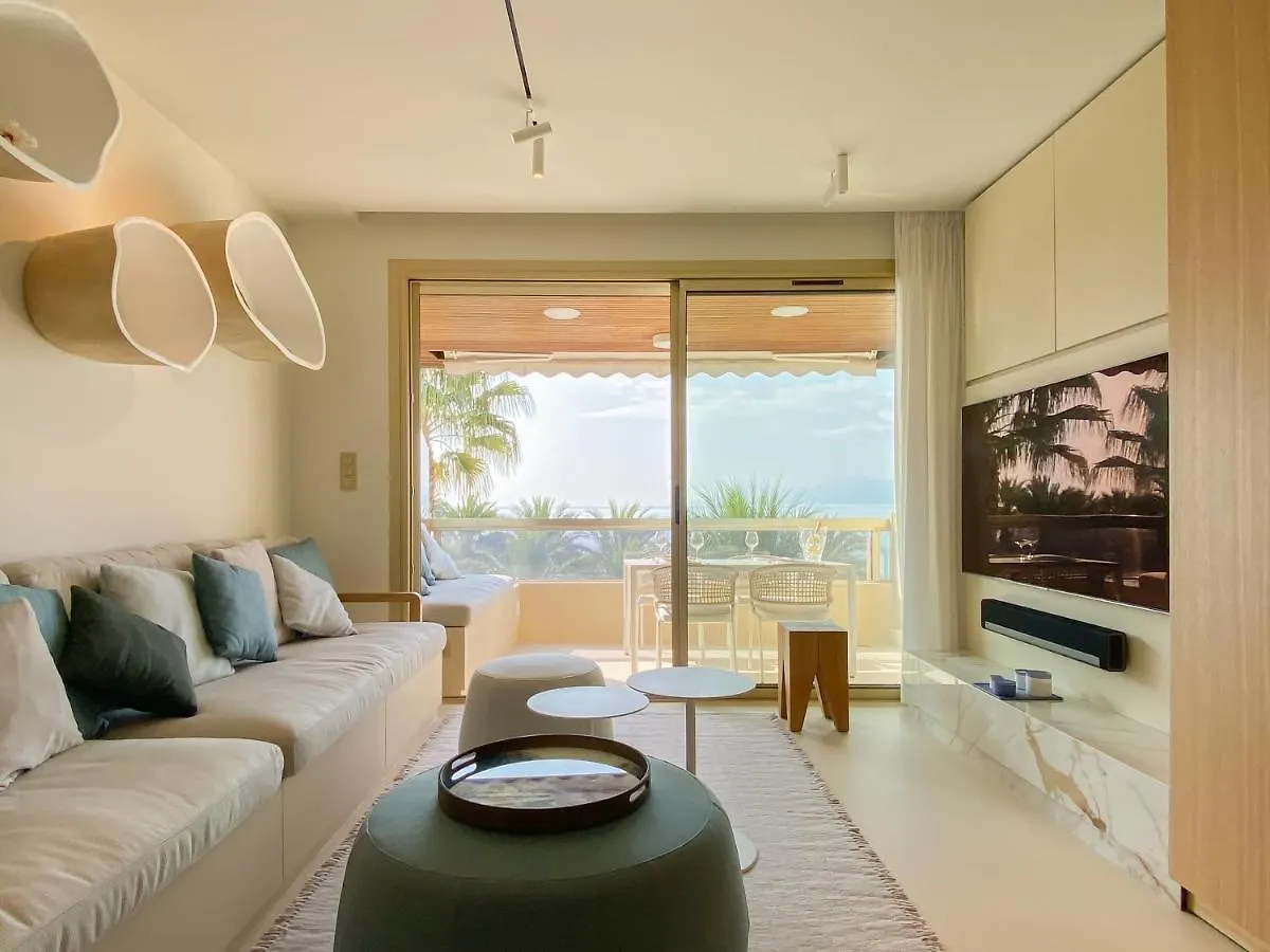 Blvd De La Croisette 82A, Cannes, La Reale Apartment Cannes